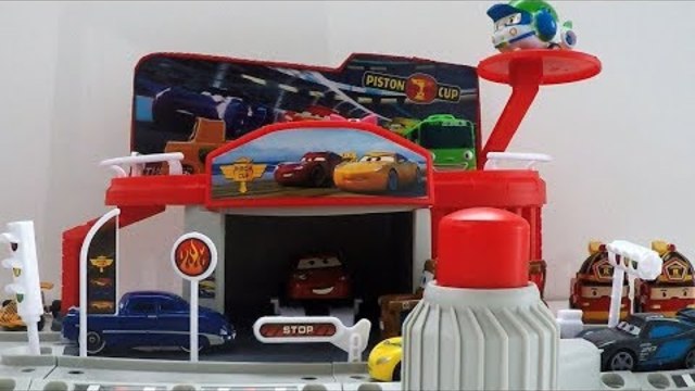 Cars 3 2017 Piston Cup Race 3 - Toy Unboxing Fun With Toys