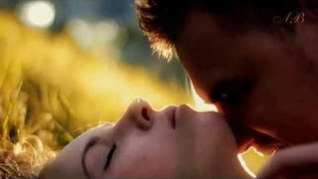 АЛМАС БАГРАТИОНИ - ГОРЯТ КОСТРЫ