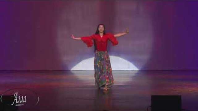 КРАСИВЫЙ   ЦЫГАНСКИЙ   ТАНЕЦ!