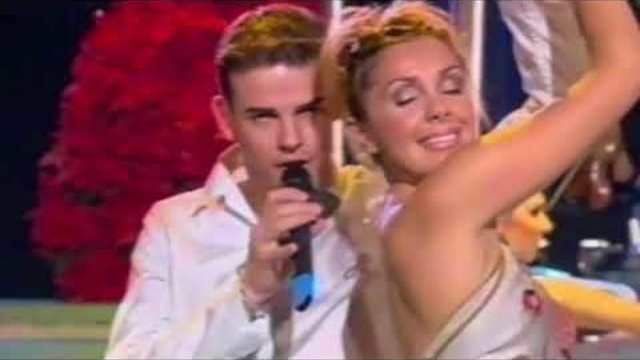 Raúl - Baila
