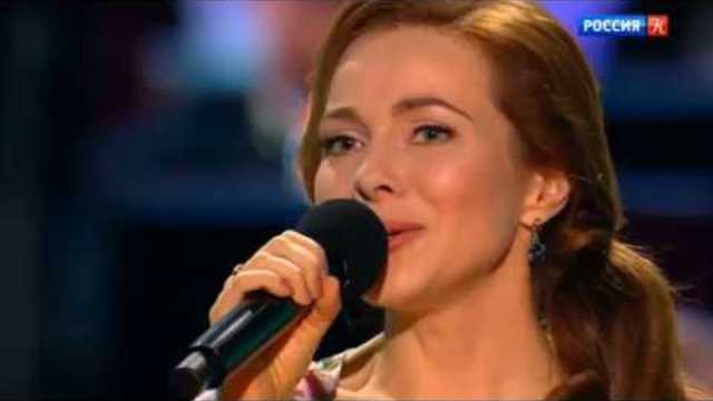 Екатерина Гусева   -   Гляжу в озера синие