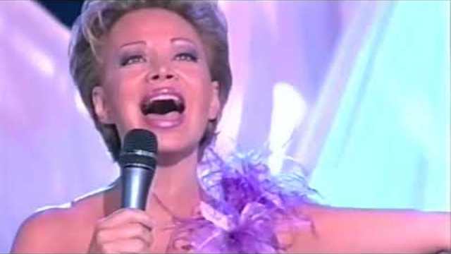 Paloma San Basilio  -  América
