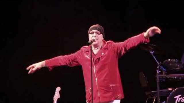 Валерий Палаускас   -   ПОЛЕВЫЕ ЦВЕТЫ