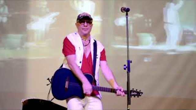 Валерий Палаускас  -  ПОДАРИ МНЕ СВОЙ ПОЦЕЛУЙ