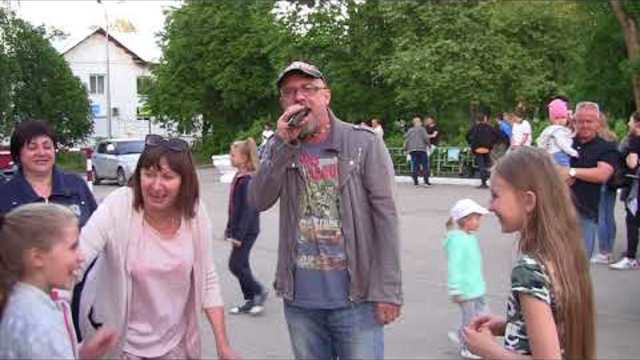 Валерий Палаускас   -   ЗАКАЗЫВАЙ ЛЮБОЙ КАПРИЗ КИСА