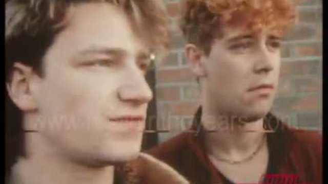 U2 - Interviews and full 7-song set on Countdown 1982
