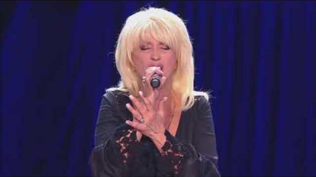 Ирина Аллегрова   -   В городе серых облаков