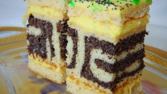 Маковий пляцок з рулетами / Маковий пляцок з рулетами / Ciasto makowe roladki w masie serowej