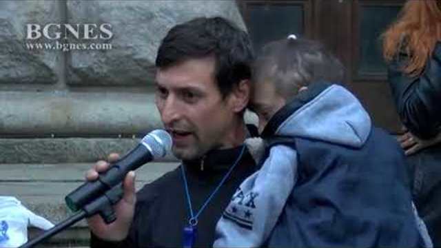 Майките: Протест до оставка на Симеонов