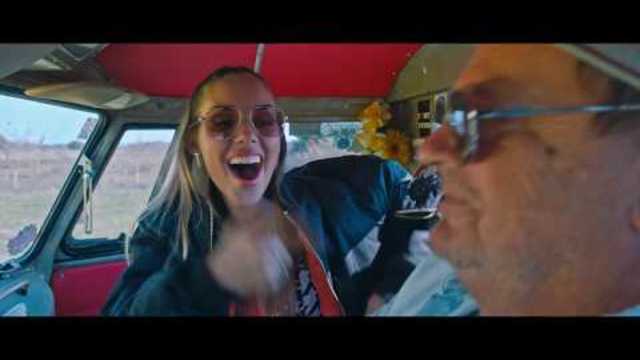 Franka – Ti mi nosiš sreću (Official Music Video)