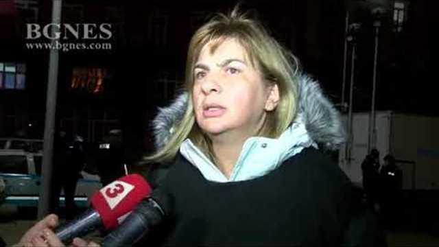 Протестираща майка: Извинението на Симеонов не е истинско, продължаваме протестите