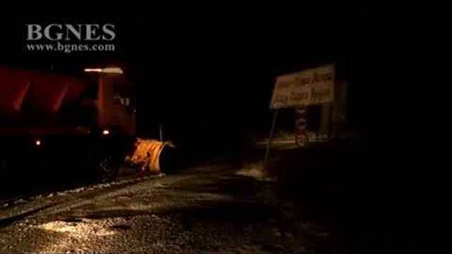 Първи сняг на Шипка