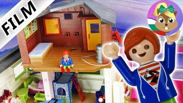 Плеймобил Филм | СОБСТВЕНАТА дървена стая на ЮЛИЯН в луксозната вила | Скривалище от Марен Шньозел