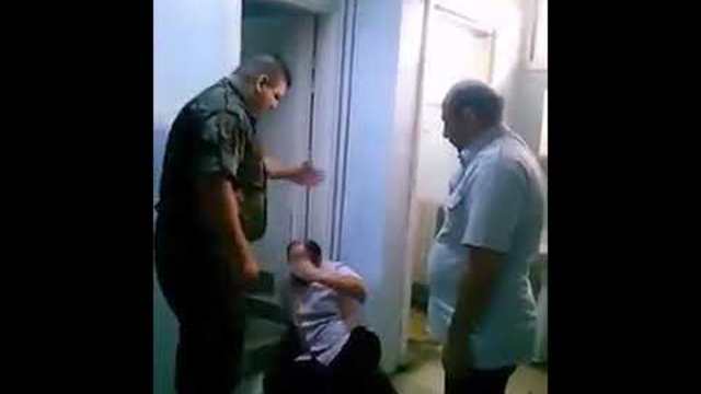 ПОЛИЦАИ СЕ ГАВРИ СМЯХ 2016