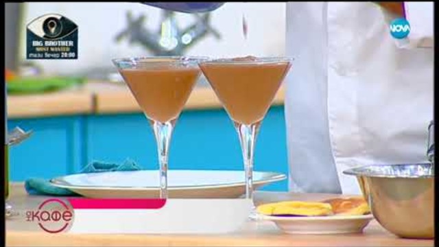 Рецептите днес: Сьомга със сотиран спанак, Блини от картоф и сос Холандес и Шоколадов мус