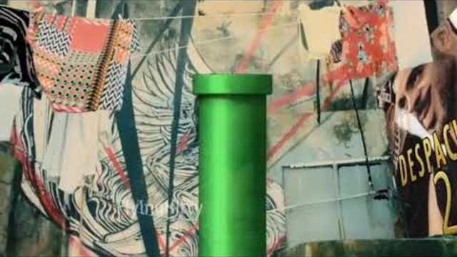 Гледам пародия на ДЕСПАСИТО!(много се смях)