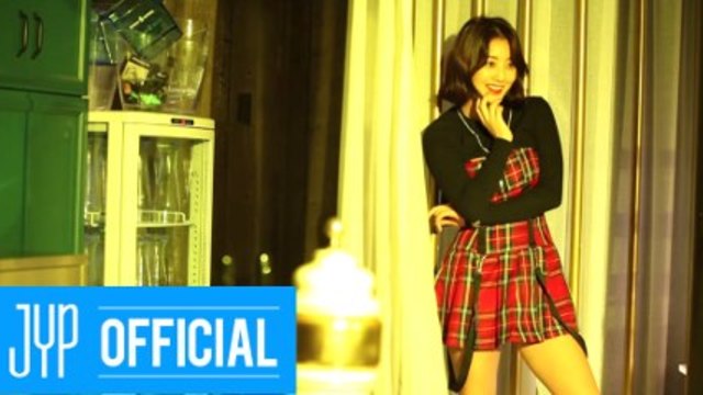 TWICE (트 와이스) "ДА или ДА" JACKET VIDEO