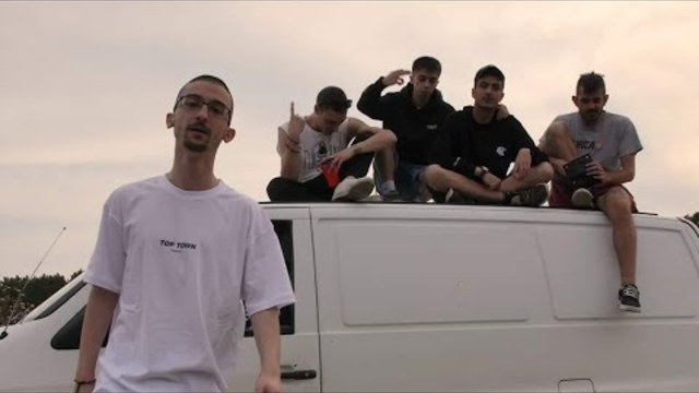 Bloody Hawk  - Δικό σας (Lifestyle Visual)