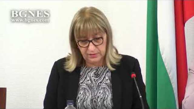 Цачева: Адекватна и всеобхватна правна защита от актове на насилие над жени