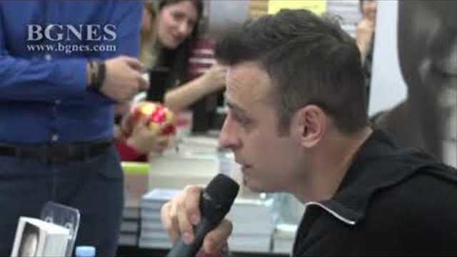 Бербатов: Надявам се да има повече такива книги, за да дадем пример на младите