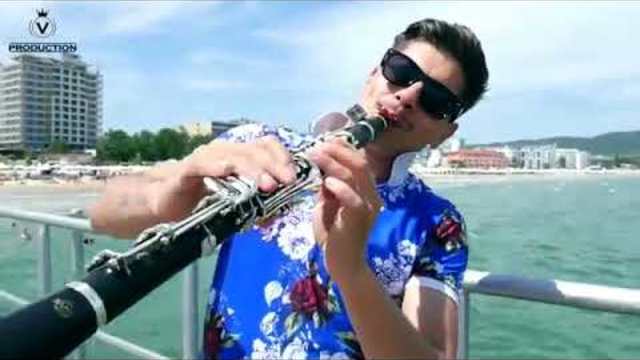 Toshi pamukov-Sarceto na Toshi V Production