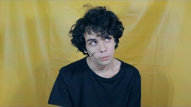 Carmen - Meeks (Official Video)