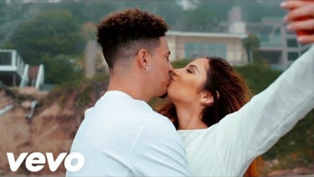 THE ACE FAMILY - A Good Heart (Official Video Song) ft. Austin, Catherine, Elle and Alaïa