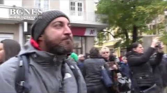 Младото вино дойде в Стария Пловдив с дефиле