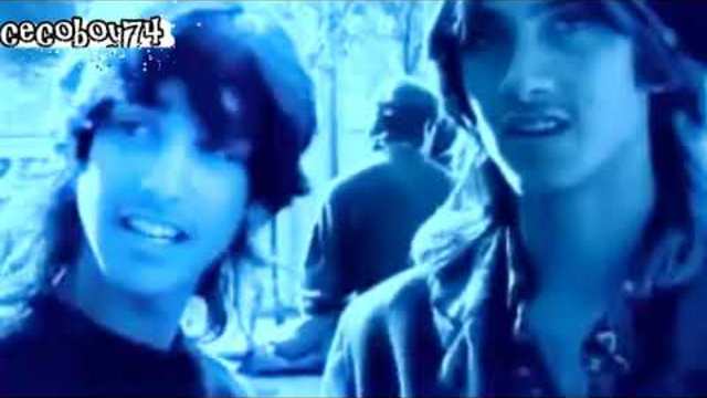 Харис Алексиу - обичай ме - субтитри