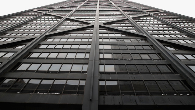 Шестима души пропаднаха 84 етажа с асансьор и оцеляха