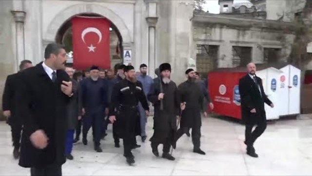 Встреча с шейхом Мухаммадом Эфенди и посещение зияртов в Стамбуле.