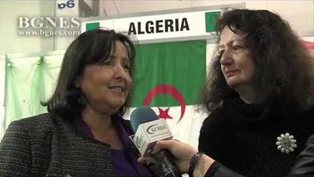 60 държави от цял свят се включиха в ежегодният благотворителен базар