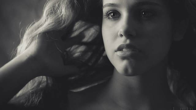 ❇❇❇ Snowy White ❇ Its Always Love ( That Breaks Your Heart ) ❇❇❇