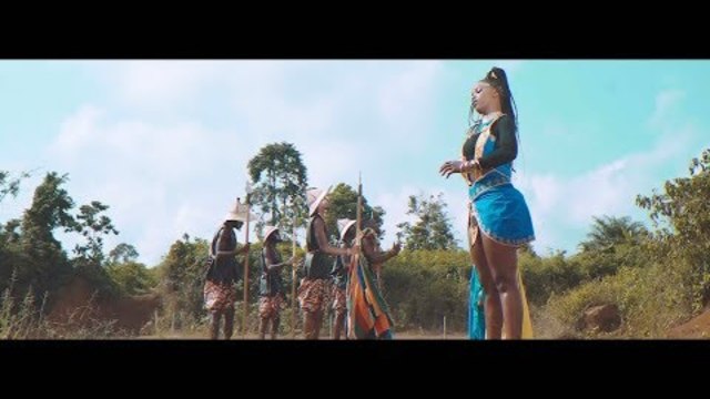 Salatiel x Daphne - Comme ça (A Nous Deux) [Official Video]