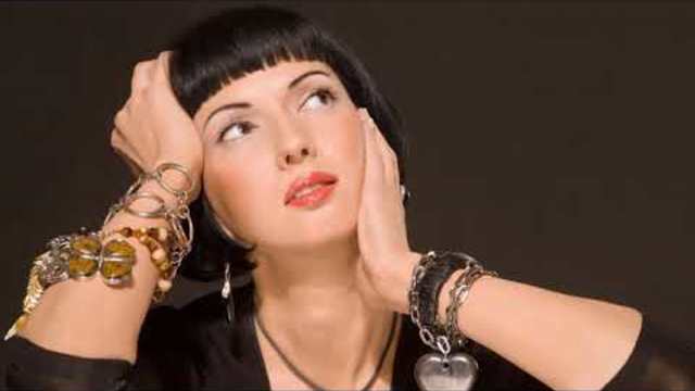 РЕГИНА — У счастья нет Цены