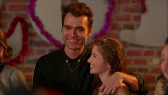 Полнолуние 26 серия  момент Новый год