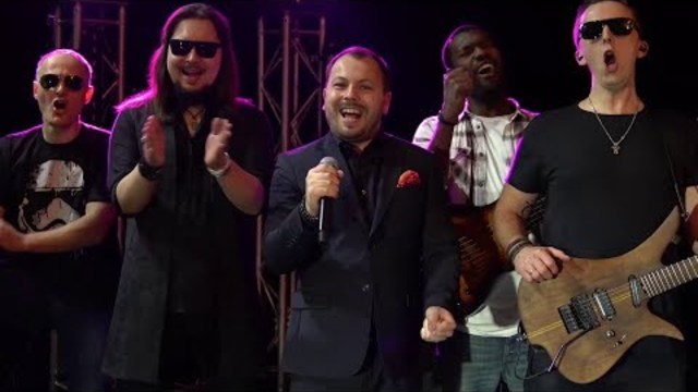 С Новым Годом! Урааа!Я. Сумишевский   -  Любовь