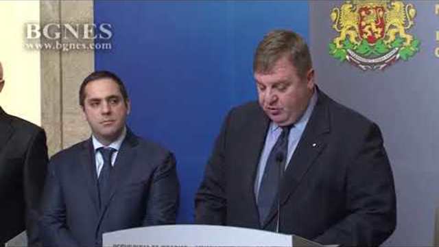 Каракачанов: Да се проведат преговори с правителството на САЩ за придобиване на нов боен самолет