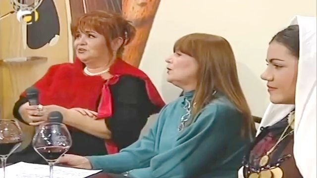 „Болна паднала Родна Фалкова“ – изп. група „Трио гранде“