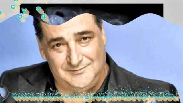 Василис Карас - пуша една цигара и тръгвам - субтитри