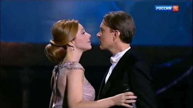 Олег Погудин и Екатерина Гусева   -   Я помню вальса звук прелестный