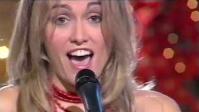 María Bestar - La Vida Viene Y Va
