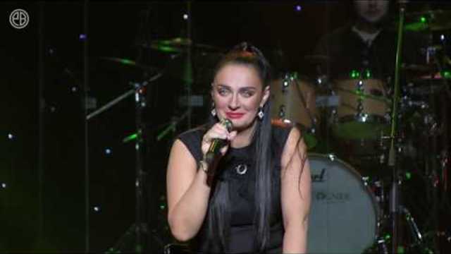 Елена Ваенга  -  Каюсь. БКЗ Октябрьский 02.02.2019