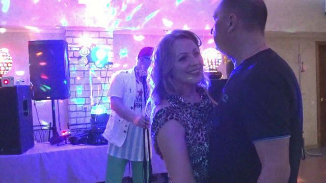 Валерий Палаускас  -  ЛЮБОВЬ НЕ МОЖЕТ БЫТЬ ПОПОЛАМ!