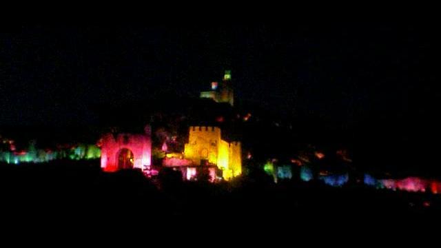 Спектакълът „Царевград Търнов – звук и светлина” във Велико Търново с озвучение на рок група Епизод