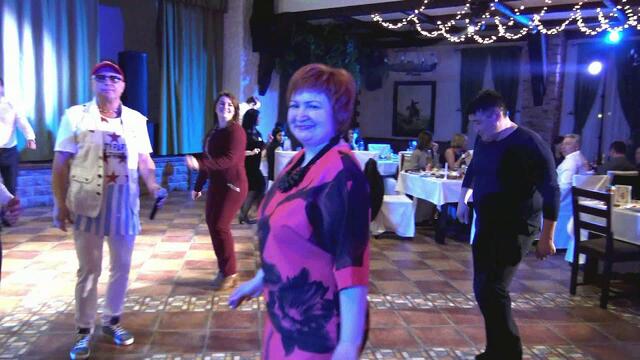 Валерий Палаускас  -  ОДИНОКИЙ КЛЁН