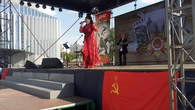 Нина Голубина - ДЕРЖИТЕСЬ ВЕТЕРАНЫ!