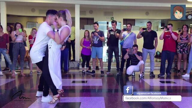 Александр  Шапиро  -   Белые  цветы!!!