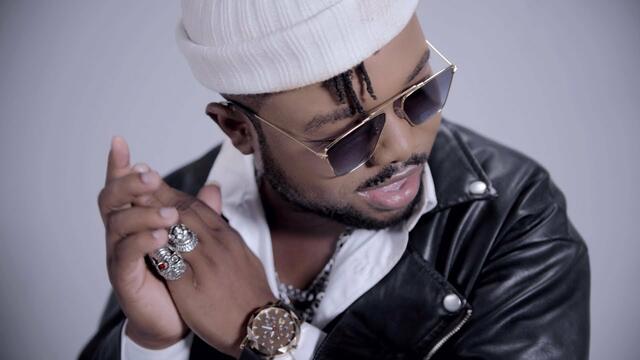 KELECHI AFRICANA--YAGA YAGA (OFFICIAL VIDEO)