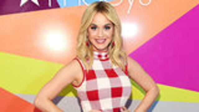 Katy Perry Посещения Star Wars: Паркът на Галактиката в Дисниленд |